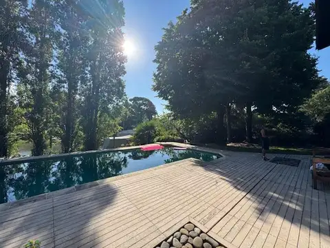 Casa en Venta en Boating Club, USD 1.950.000