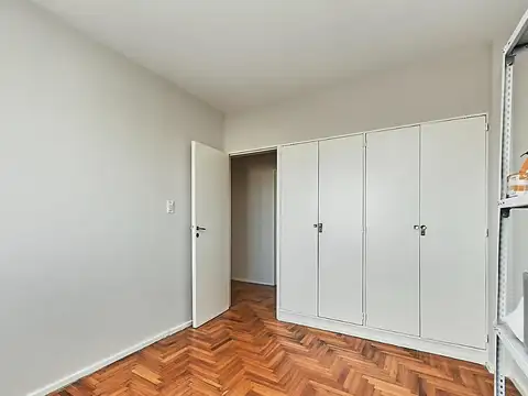 Departamento en Alquiler en Monte Castro, $ 890.000