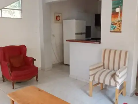 Depto Tipo Casa en Venta 60 años