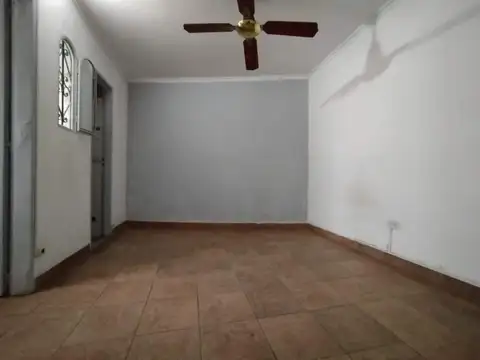 AV CORDOBA 4700, Alquiler PH con Patio Propio Planta Baja Sin Expensas
