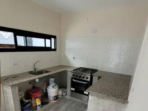 VENDO  CASA