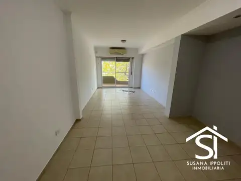 Departamento 8 ambientes con 2 baños