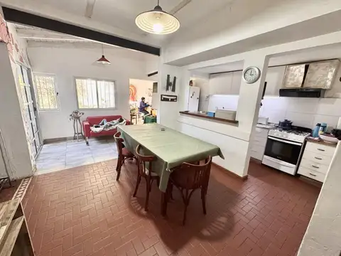 Casa de 3 dormitorios en barrio La Florida