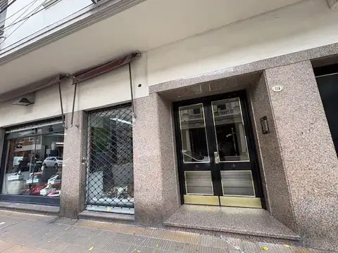 Sarmiento 100, Piso 8
