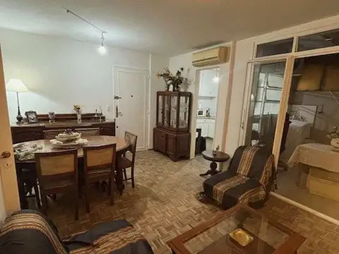 Arenales 2500, Piso PB