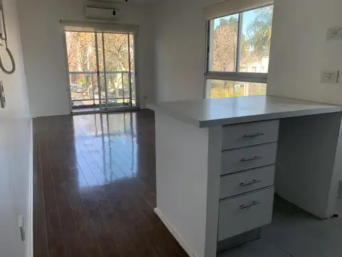 Departamento en Alquiler con 1 cocheras