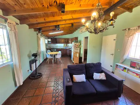 Depto Tipo Casa en Venta de 5 ambientes