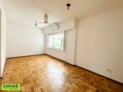 Departamento en Alquiler en Villa del Parque, $ 800.000