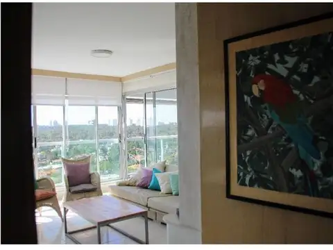 Departamento en Alquiler de 3 ambientes