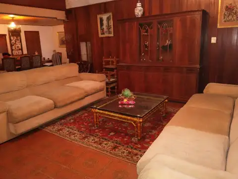 Casa en Venta de 5 dormitorios