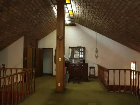 Casa en Venta con 10 cocheras