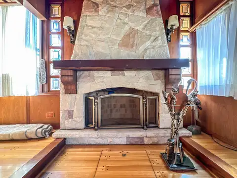 Casa en Venta con 3 cocheras