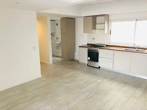 VENTA DEPARTAMENTO TRES AMBIENTES BELGRANO CON COCHERA Y AMENITIES.