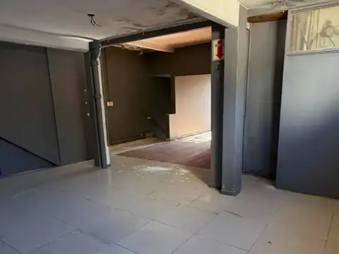 Casa 6 Amb a Refaccionar en Núñez