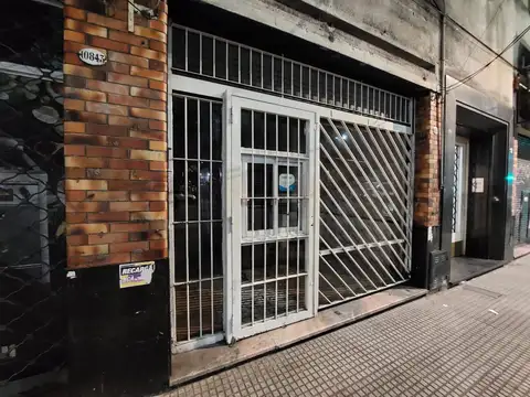 Avenida Rivadavia 10800, Piso PB