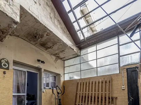 Venta PH 2 ambientes con terraza en Villa Luro