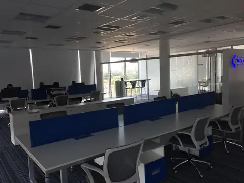 Oficina en Venta con 1 cochera