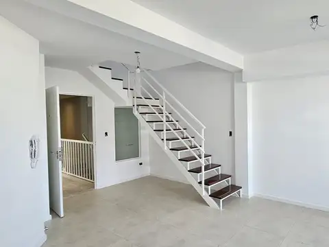 Depto Tipo Casa 2 ambientes con 1 baño