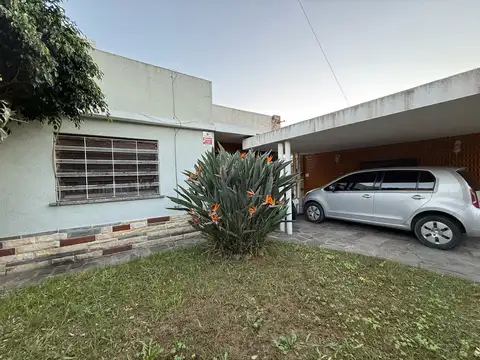 Casa en Venta en Villa Luzuriaga, USD 115.000