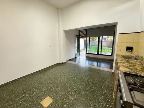 Casa 3 ambientes ideal inversor en Villa Luzuriaga