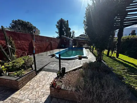 VENTA DE CASA EN HURLINGHAM