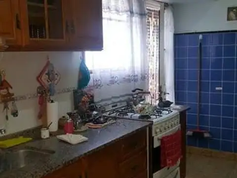 Casa 3 ambientes con 2 baños