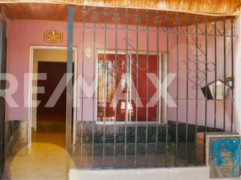 Casa en esquina + Local Comercial , Centenario Nqn