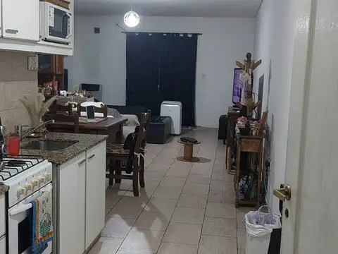 Departamento de 1 ambiente al frente con balcon