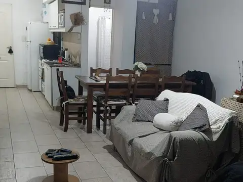 Triunvirato 1800, Piso 1