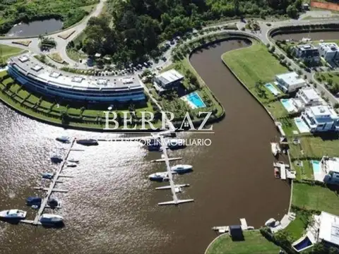Venta Lote al Rio 1077 m2 Barrio El Yacht Nordelta