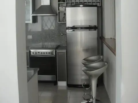 VENTA - CASA EN HIPOLITO YRIGOYEN 360