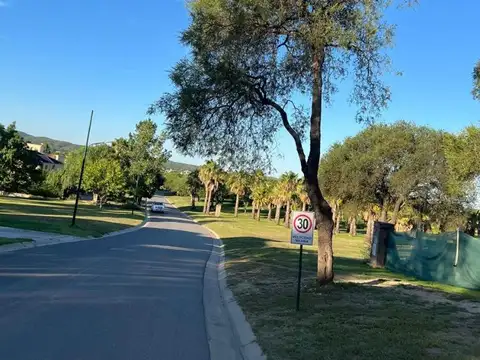 Terreno en Venta de 932,0 m2