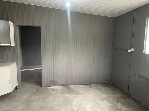 Casa 2 ambientes con 1 baño
