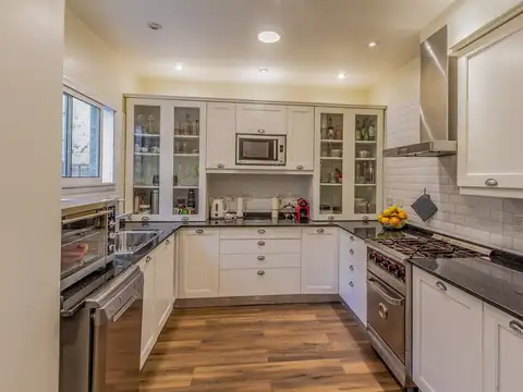 Casa en Alquiler de 5 dormitorios