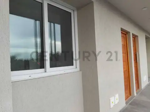 Saraví N° 2014 2000, Piso 2