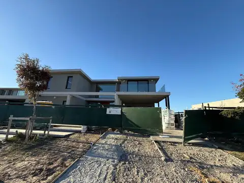 Casa en Alquiler en Nordelta Los Puentes, USD 9.500