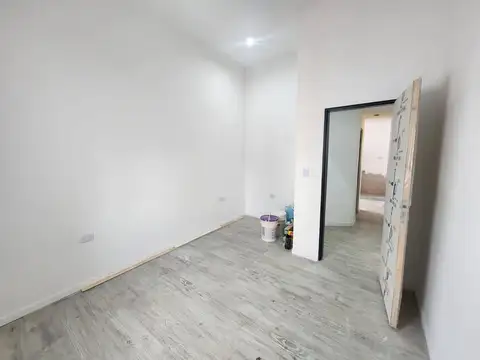 Depto Tipo Casa en Venta 70 años