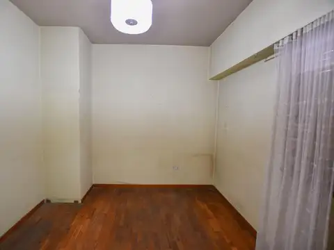 PH en venta - 3 Dormitorios  2 Baños - 160Mts2 - Los Hornos