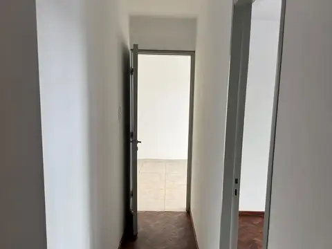 Departamento 7 ambientes con 2 baños