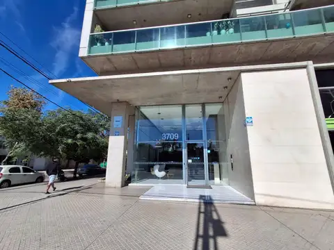 Av. Pellegrini al 3700