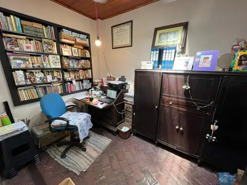 Casa en Venta con 4 cocheras