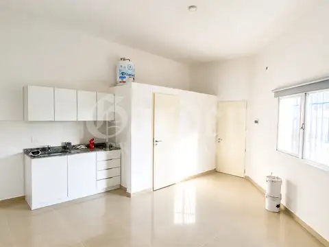 Departamento monoambiente en alquiler. Muy bajas expensas. Posesion inmediata