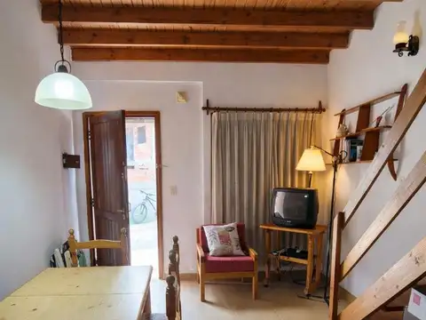 Depto Tipo Casa en Venta de 3 ambientes