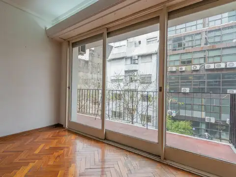 Departamento 5 ambientes con 2 baños