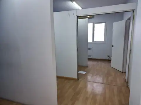 Gran loft con mucho potencial sobre Av. Maipu- Olivos