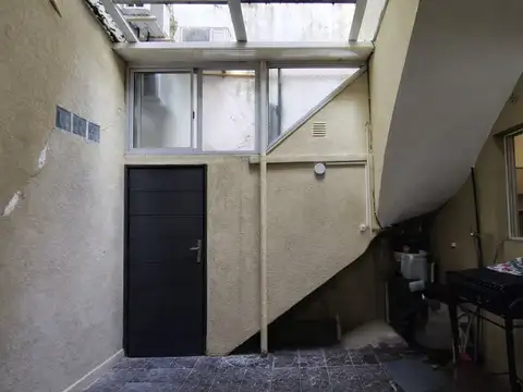 Emilio Mitre 1200 , Piso 0