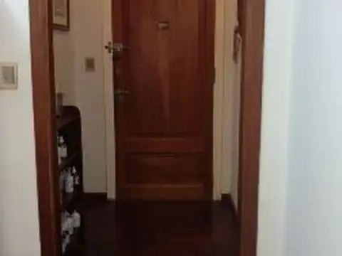 DPTO 3 DORMI, AMPLIOS AMBIENTES, BUENA UBICACIÓN