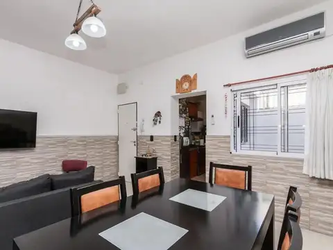 Depto Tipo Casa 5 ambientes con 1 baño