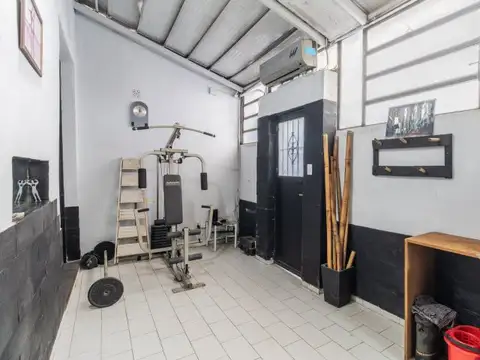 Depto Tipo Casa en Venta 50 años