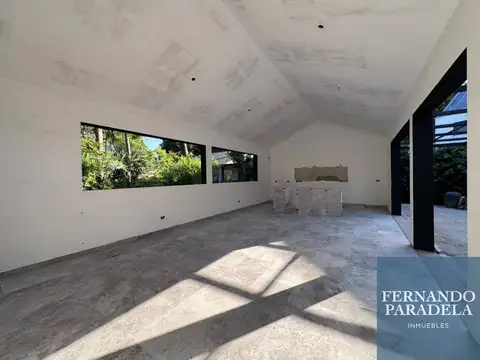 Casa en Parque Leloir A ESTRENAR